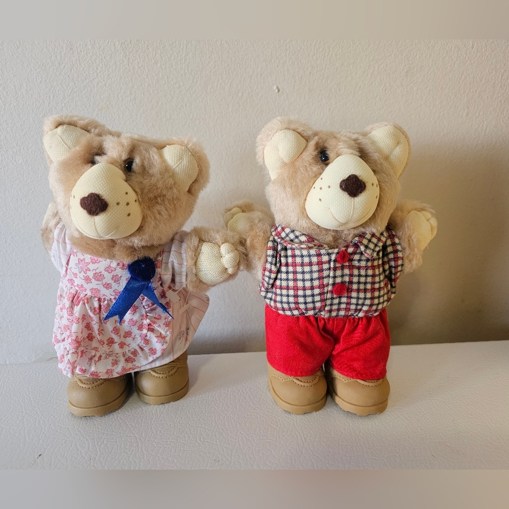 Wendy's Furskin Bear 1986 Vintage 7in Set of 2
